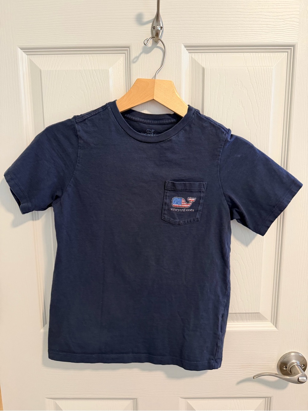 Vineyard Vines Navy Short Sleeve Tee with American Flag Whale - Picture 2 of 4